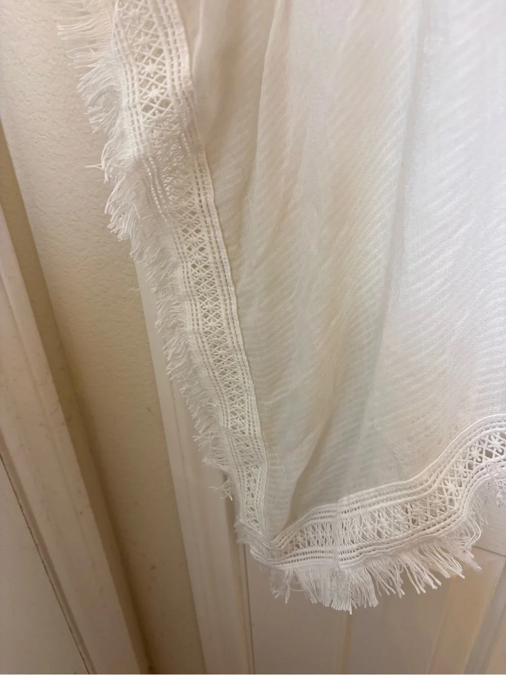 Steve Madden White Fringe Lace Trim Boho Kimono Cover Up One Size